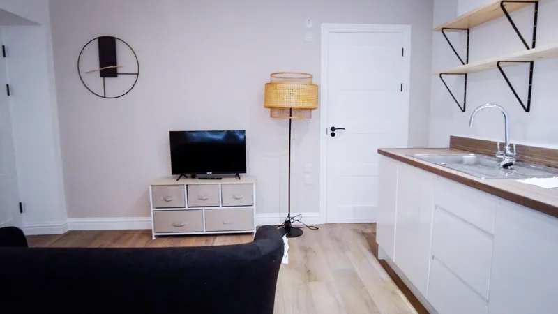 Stunning 1 Bed Flat // SEP 2026 - Image 3